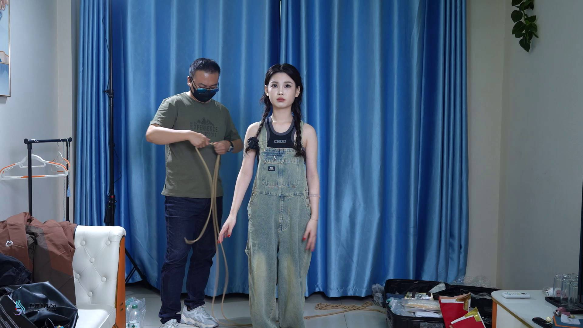 JS原创 夏瑾牛仔服超紧全身紧缚直臂驷马实录马具型口球